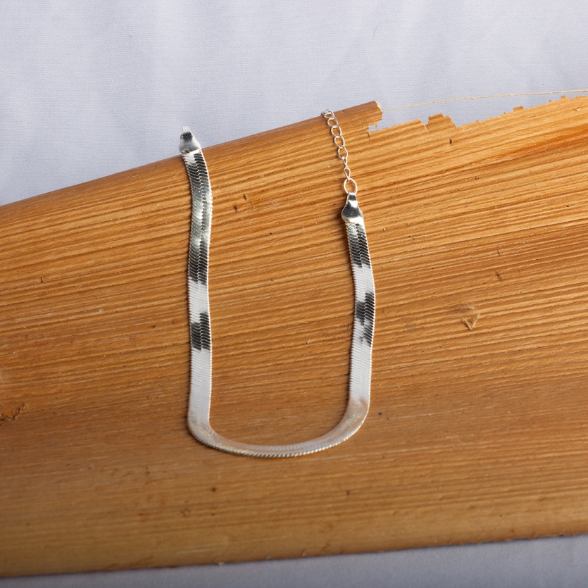 Colar Fita Prata Luana