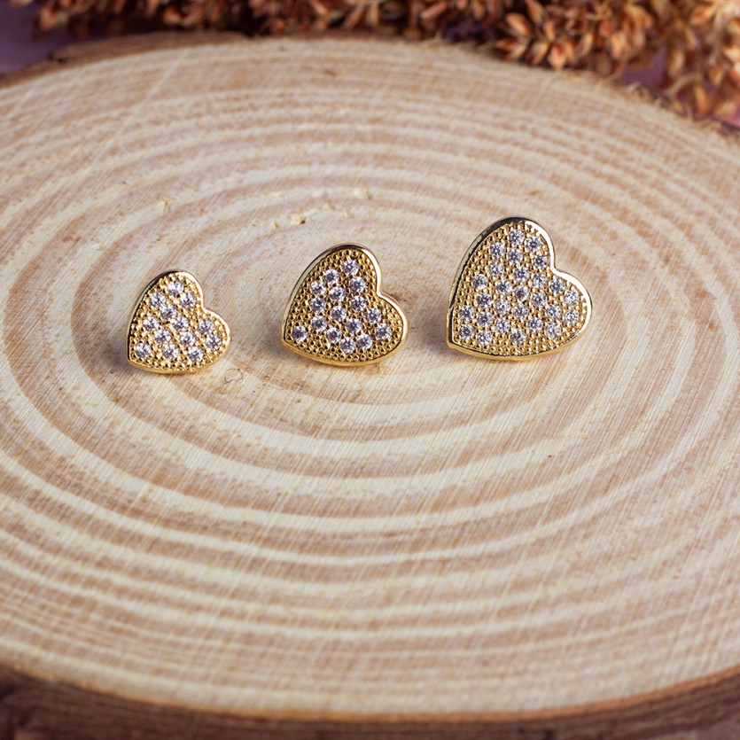 Brinco Trio Corações Cravejados Dourado Júlia