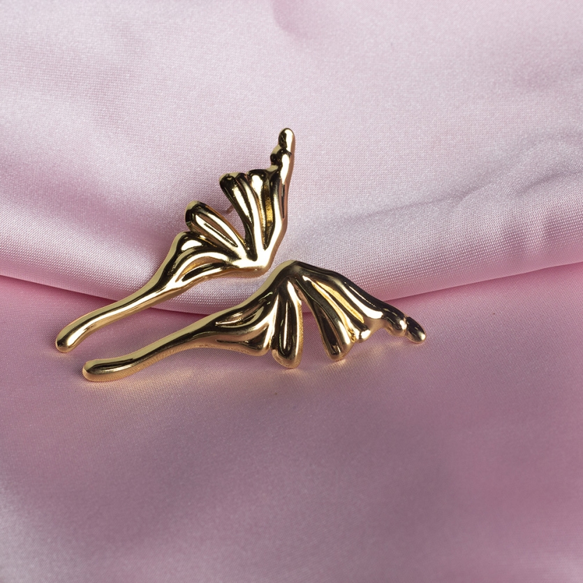 Brinco Meia Borboleta Dourado Clotilde