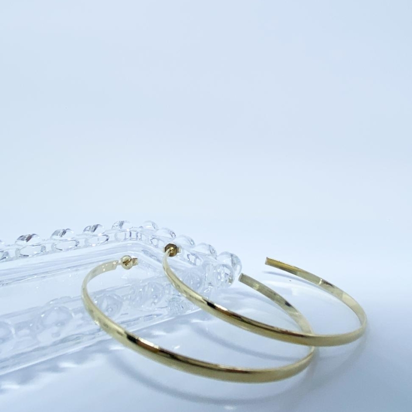 Brinco Argola Fio Quadrado Dourado