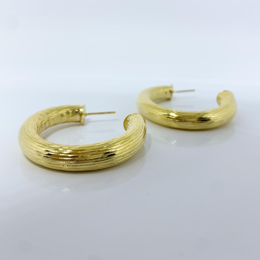 Brinco Argola Riscada G Dourada Talita