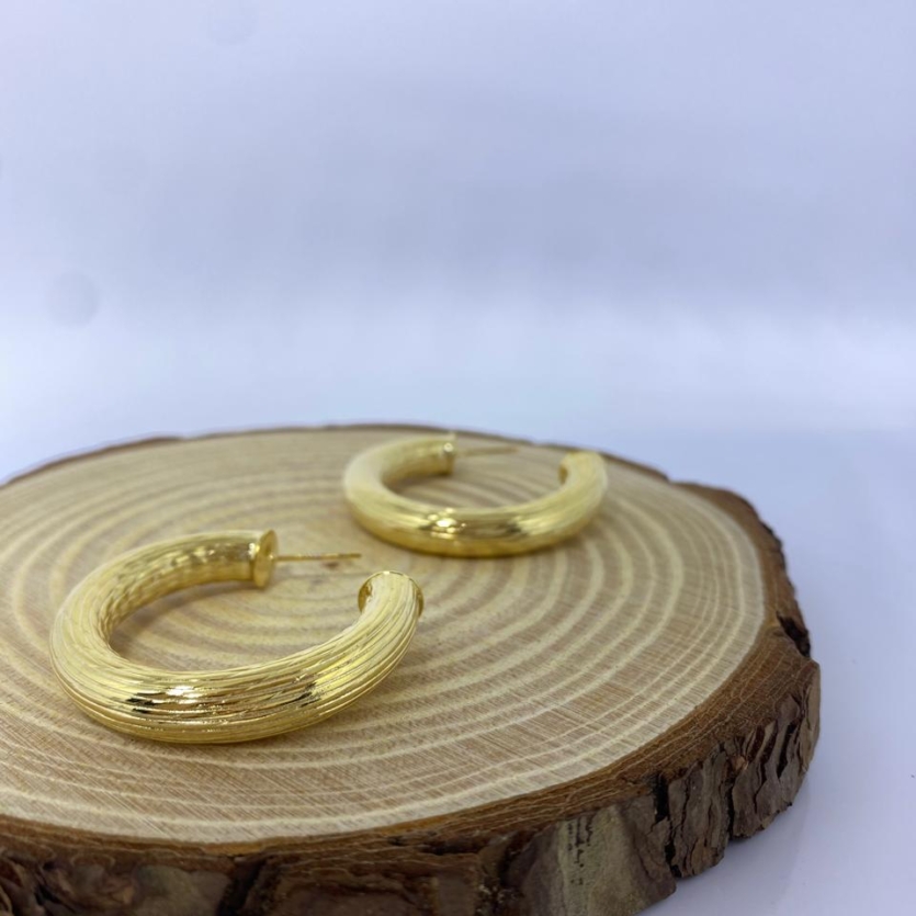 Brinco Argola Riscada M Dourada Tamara