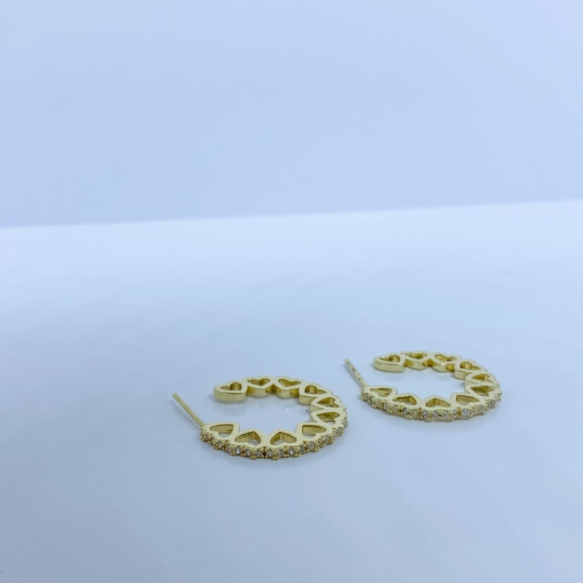 Brinco Argola Chapada Corações Cravejados Dourado Rubi