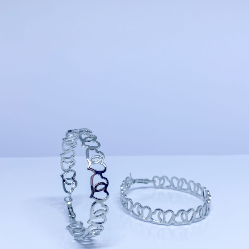 Brinco Argola Coração Prata Isadora