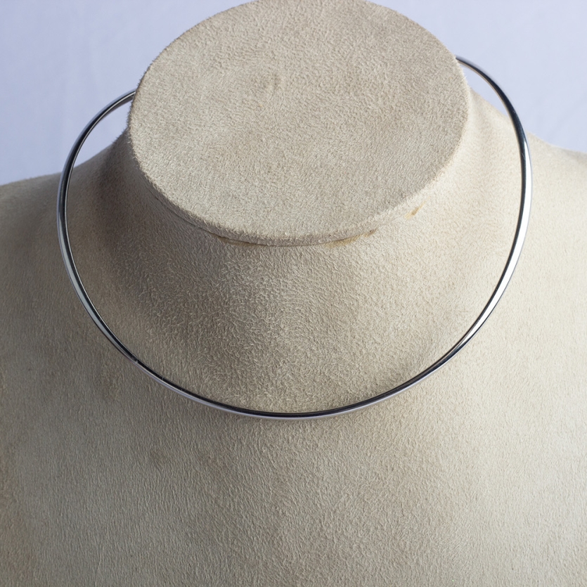 Colar Aro Minimalista Prata Nathy