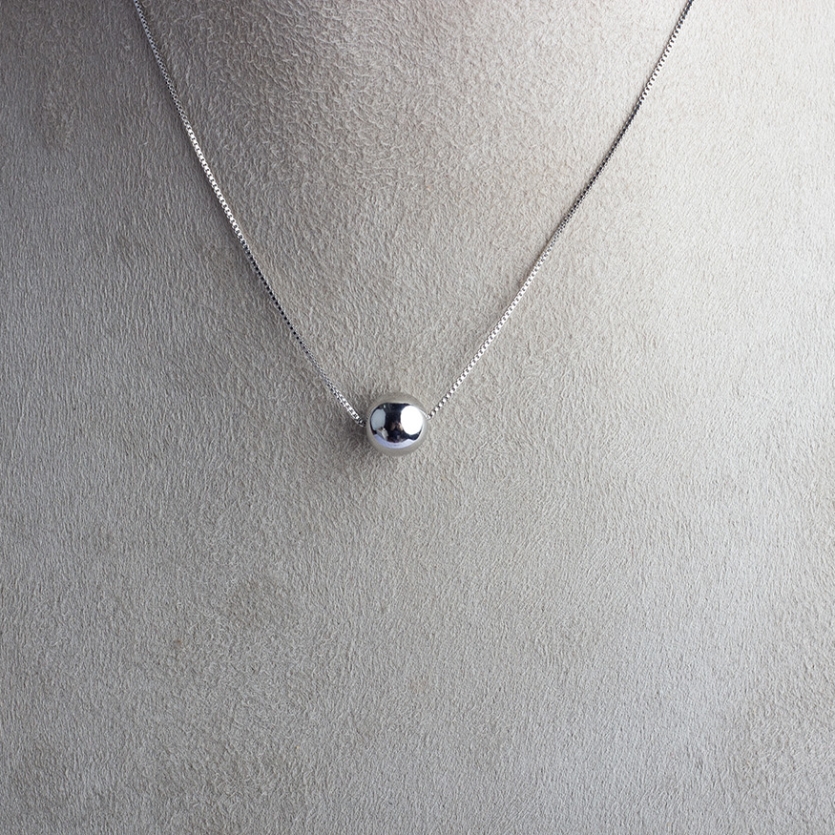 Colar Esfera Prata Leandra