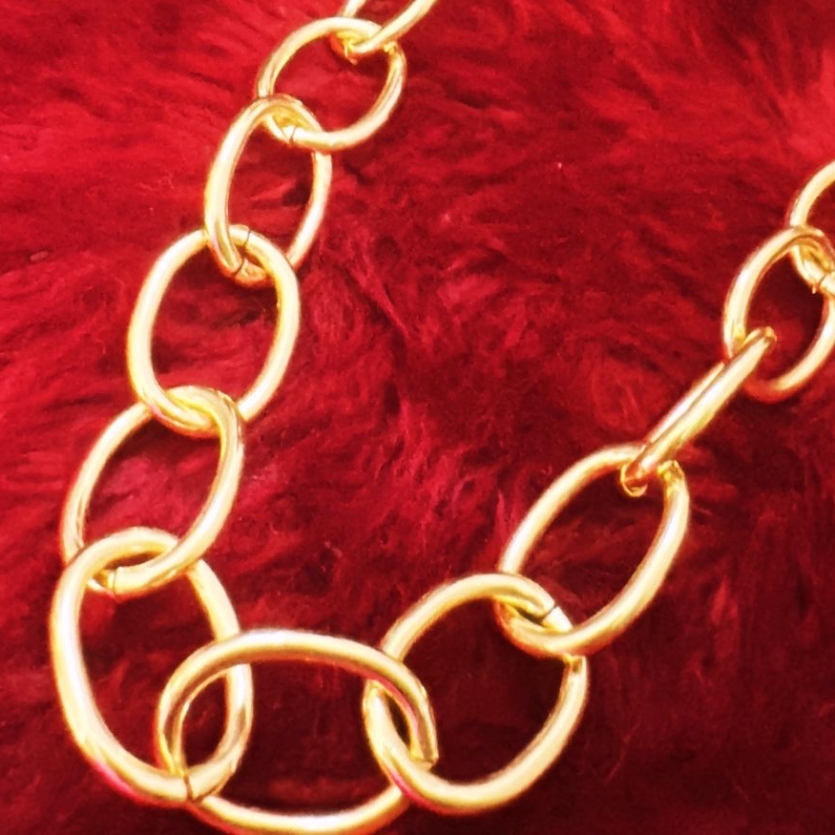 Colar Elos Grandes Dourado